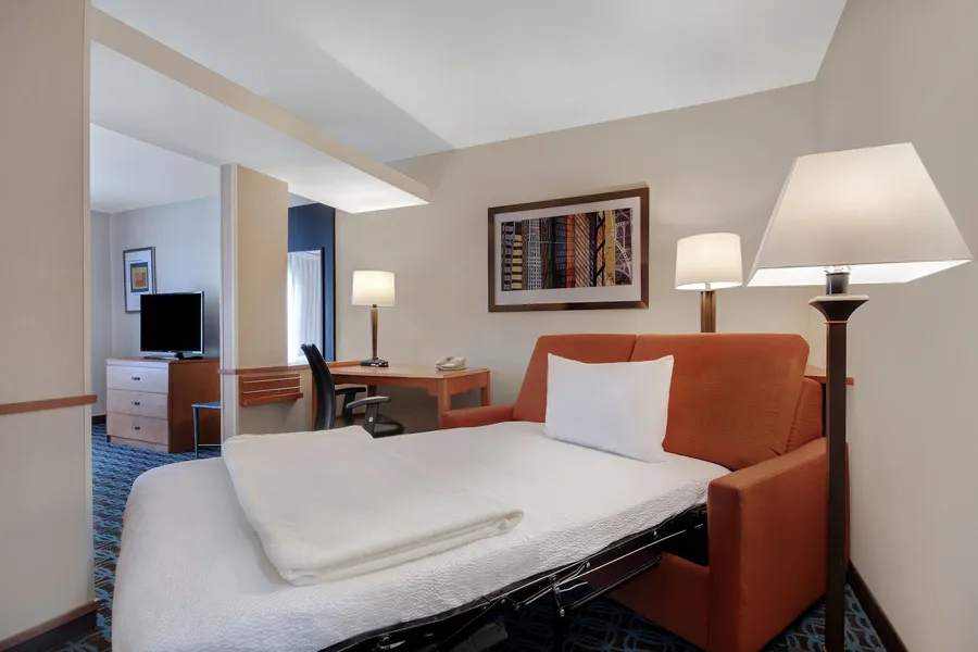 Fairfield Inn & Suites by Marriott Detroit Metro Airport Romulus hotel detail image 6