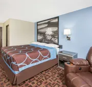 Super 8 by Wyndham Moberly MO hotel detail image 7