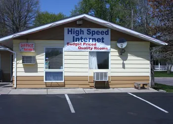 Viking Jr. Motel hotel thumbnail 2