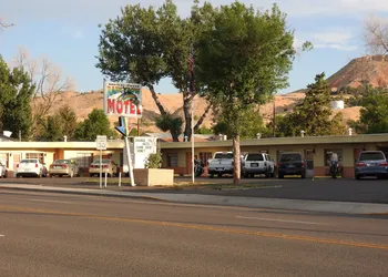 Rainbow Motel hotel thumbnail 5