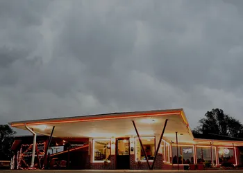 Raine Motel hotel thumbnail 7