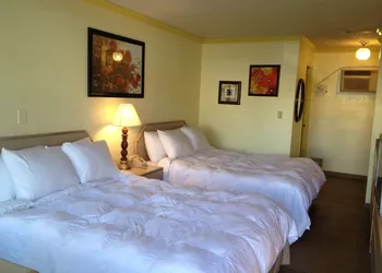 Victorian Inn hotel thumbnail 6