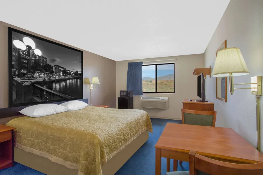 Super 8 by Wyndham Winnemucca NV hotel detail image 6