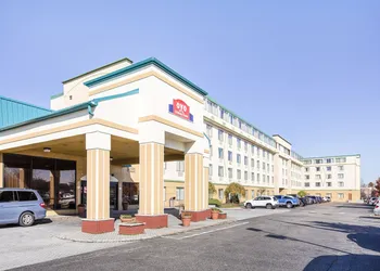 Hotel East Hanover NJ-10 hotel thumbnail 2