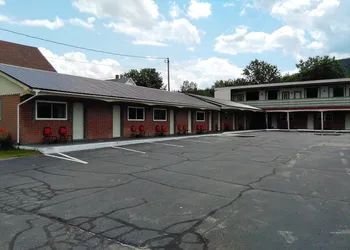 Northern Peaks Motor Inn hotel thumbnail 2