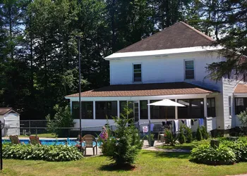 Profile Motel & Cottages hotel thumbnail 2