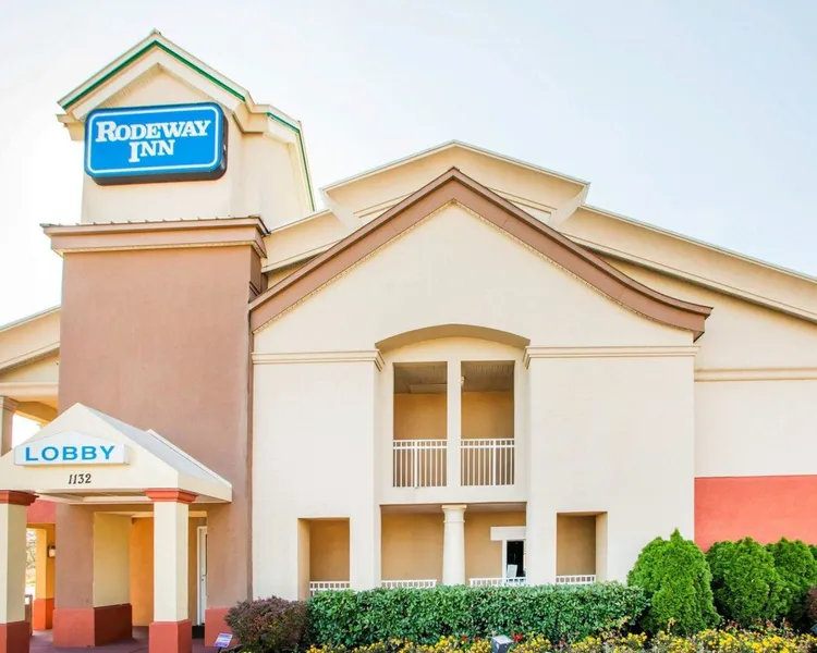 Rodeway Inn Mount Laurel Hwy 73 hotel detail image 2