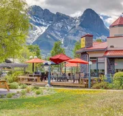 Chateau Canmore hotel detail image 3
