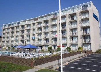 Acropolis Oceanfront Resort hotel thumbnail 2