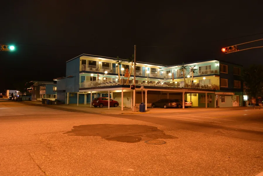 Royal Court Motel hotel detail image 2