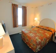Riviera Resorts & Suites hotel detail image 4