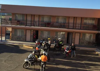 Economy Inn hotel thumbnail 7