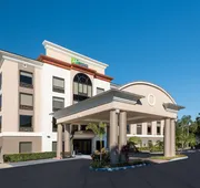Holiday Inn Express Bartow by IHG hotel detail image 3