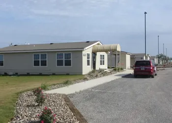 Shale Lodge hotel thumbnail 3