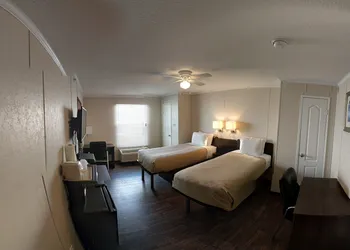 Shale Lodge hotel thumbnail 7