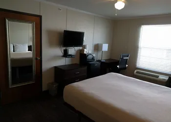 Shale Lodge hotel thumbnail 8