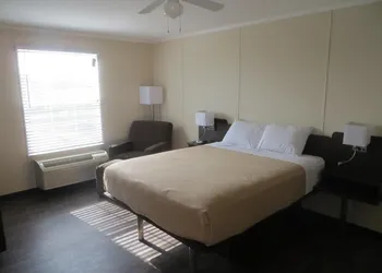 Shale Lodge hotel thumbnail 4