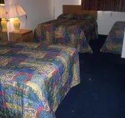 Deluxe Inn Of Roswell hotel detail image 7