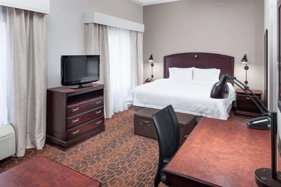 Hampton Inn & Suites Dothan hotel detail image 6
