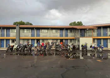 Copper Manor Motel hotel thumbnail 4