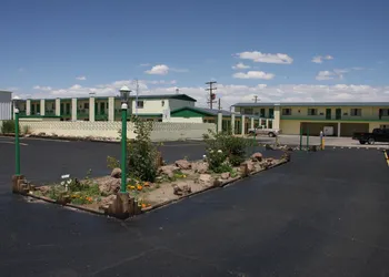 Economy Inn hotel thumbnail 4