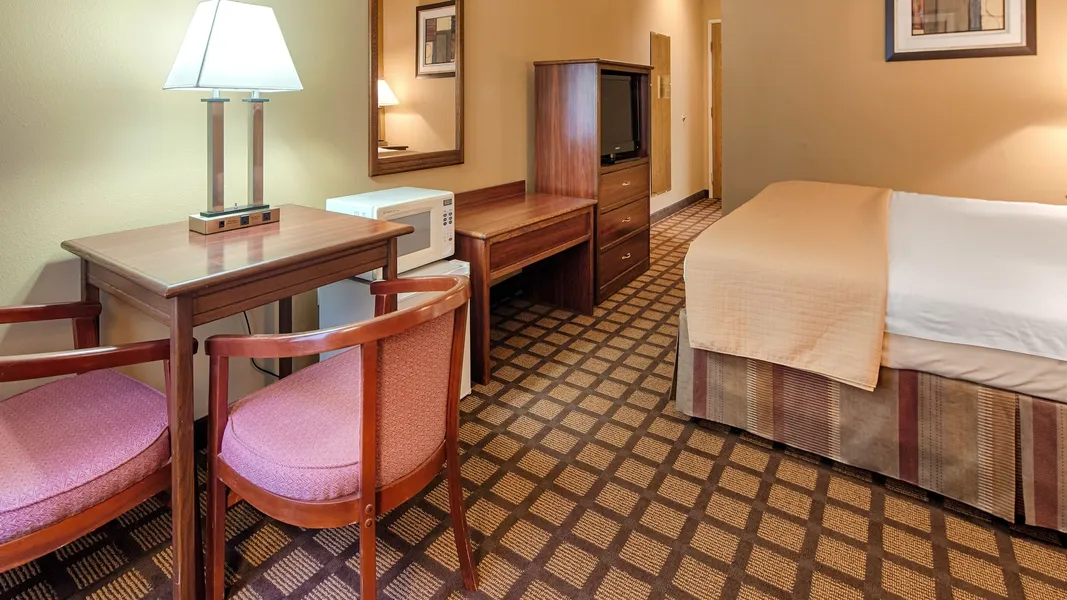 Best Western Plaza Hotel Saugatuck hotel detail image 6