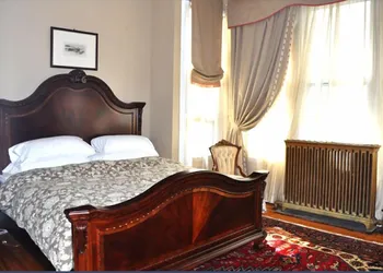 A Kingston Bed & Breakfast hotel thumbnail 5