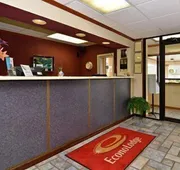 Econo Lodge Cleveland hotel detail image 5
