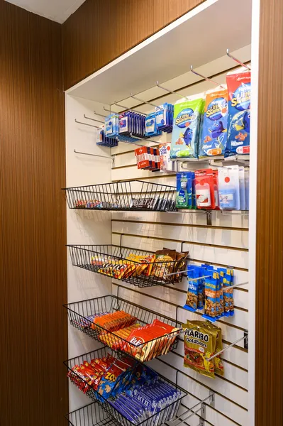 Days Inn & Suites by Wyndham Niagara Falls/Buffalo hotel detail image 6