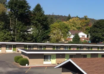 Motel 88 hotel thumbnail 5