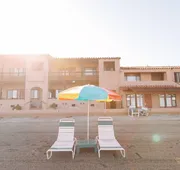 La Jolla Beach and Tennis Club hotel detail image 3