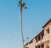 La Jolla Beach and Tennis Club hotel detail image 4