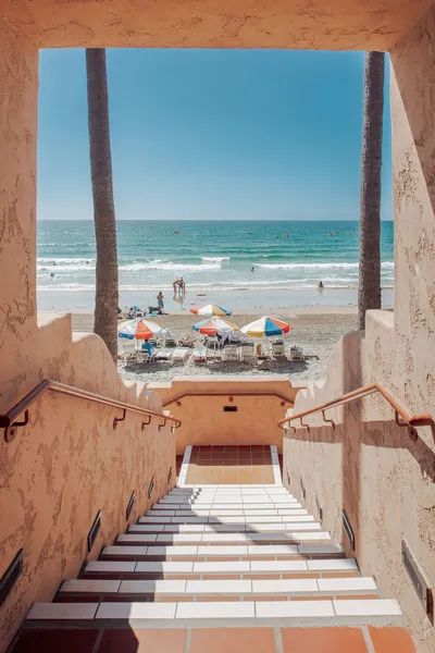 La Jolla Beach and Tennis Club hotel detail image 6