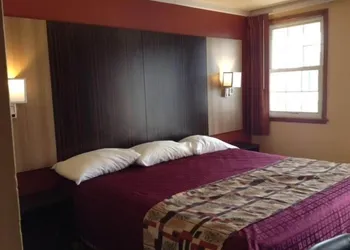Budget Inn hotel thumbnail 8