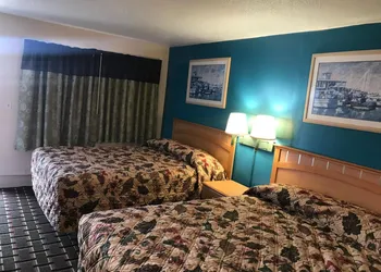 Blue Falls Motel hotel thumbnail 5