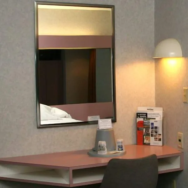 CenterWay Hotel Buffalo North Near University hotel detail image 6