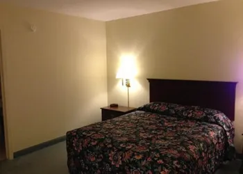Gorgeous View Motel hotel thumbnail 5