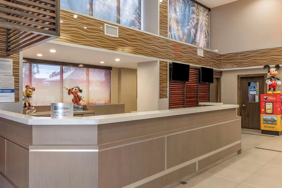 Best Western Plus Park Place Inn - Mini Suites hotel detail image 2