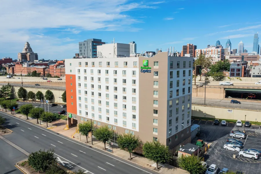 Holiday Inn Express Philadelphia - Penns Landing by IHG hotel detail image 2
