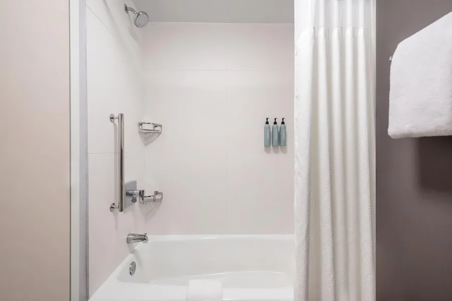 Courtyard by Marriott Ballantyne hotel detail image 6