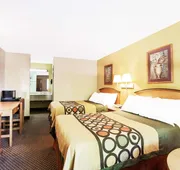 Super 8 by Wyndham Charlotte Downtown Area hotel detail image 4