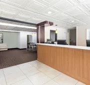 Super 8 by Wyndham Asheville Airport hotel detail image 7