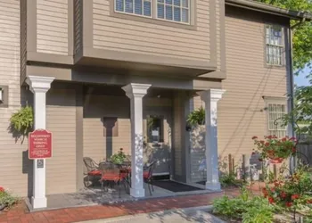 Brick Street Inn hotel thumbnail 2