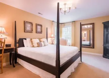 Brick Street Inn hotel thumbnail 8