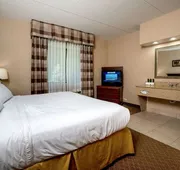 Holiday Inn Express Mentor Banquet Center by IHG hotel detail image 7
