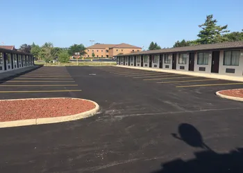 Super 9 Motel hotel thumbnail 3