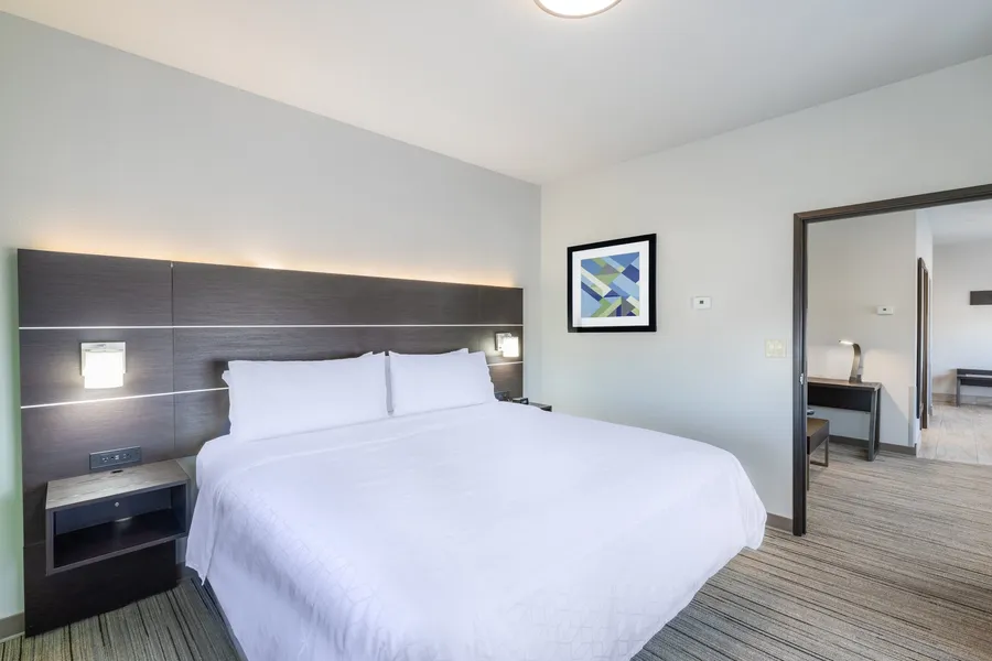 Holiday Inn Express Hotel & Suites GUYMON by IHG hotel detail image 6