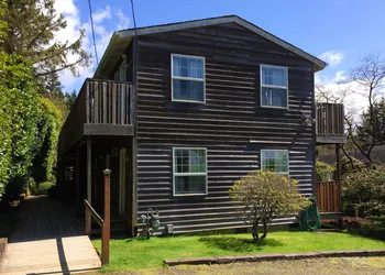 Ecola Creek Lodge hotel thumbnail 2
