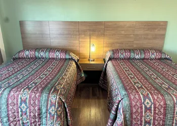 Capt John's Motel hotel thumbnail 8