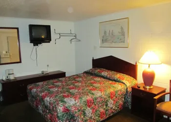 Relax Inn hotel thumbnail 3